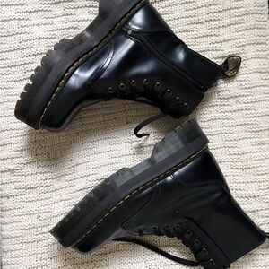 Dr. Martens Jadon Platform Boots – Black Leather – Size US Women’s 8 (EU 39)